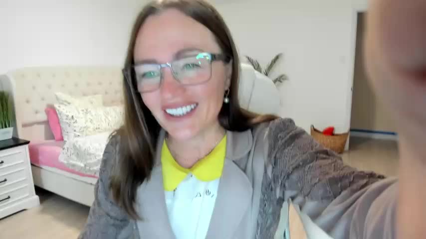 Vika73 Live Sex December 17, 2025