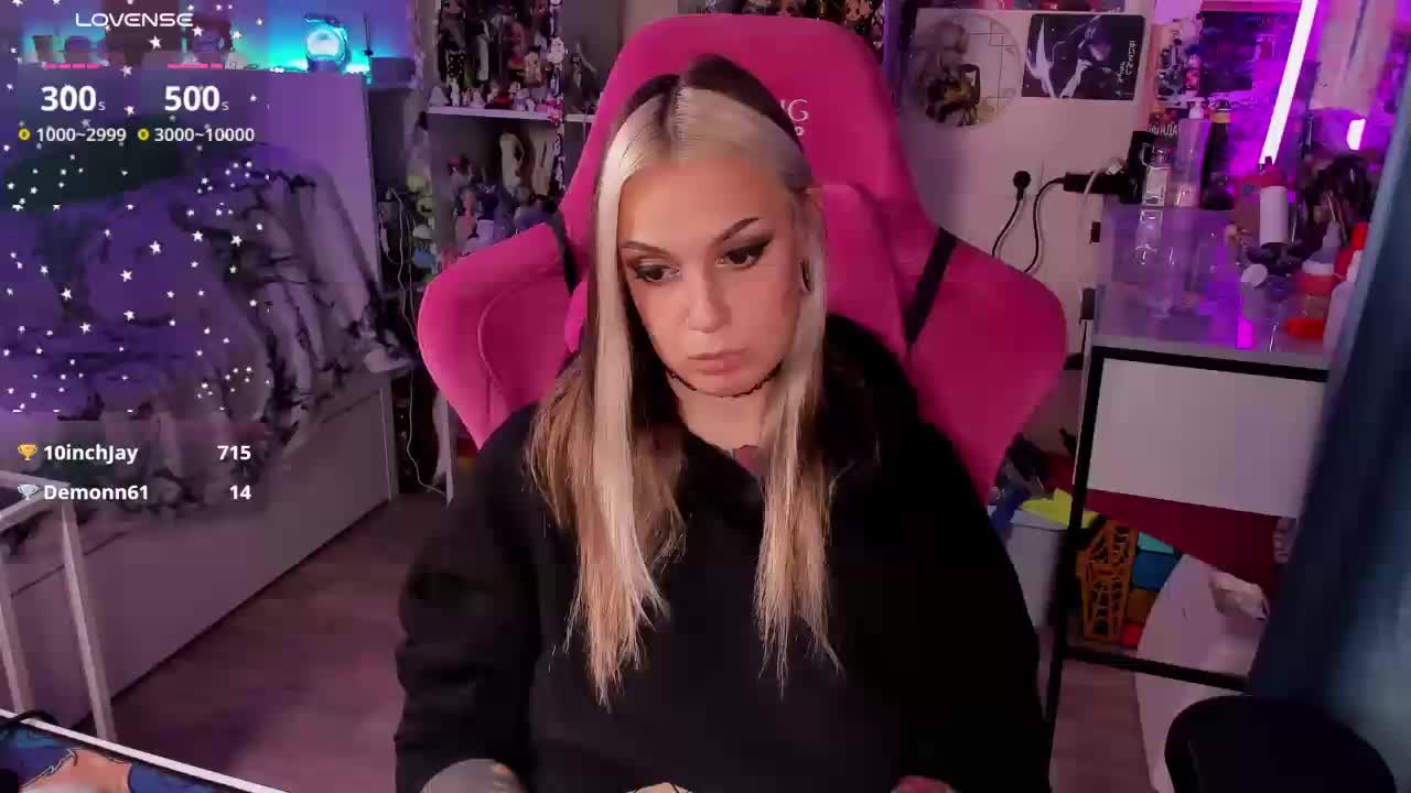 ChloeKohaku Live Sex December 14, 2025