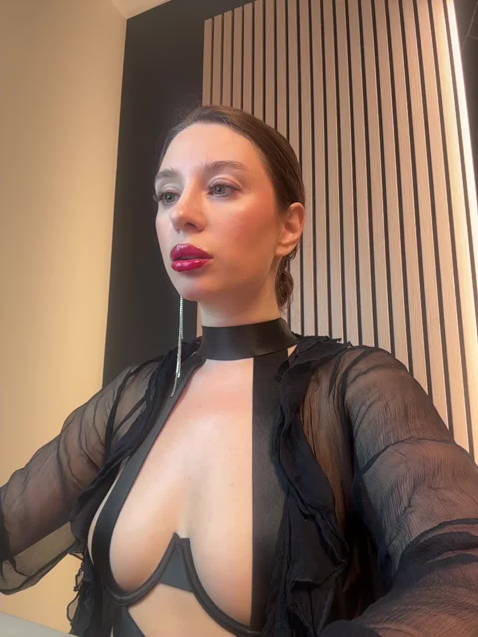 Melissa222Femdom Live Sex December 14, 2025