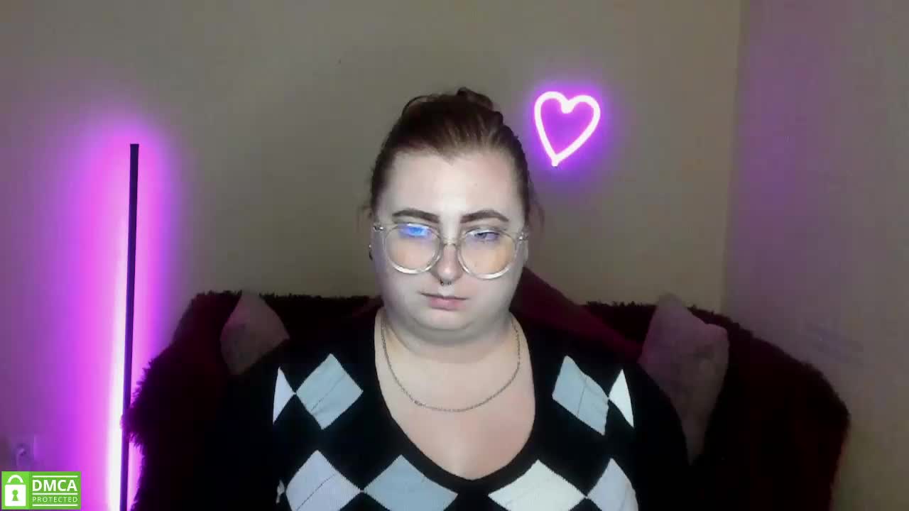 Aliciaredluv Live Sex December 17, 2025