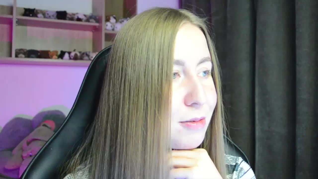 -Rii- Live Sex December 12, 2025