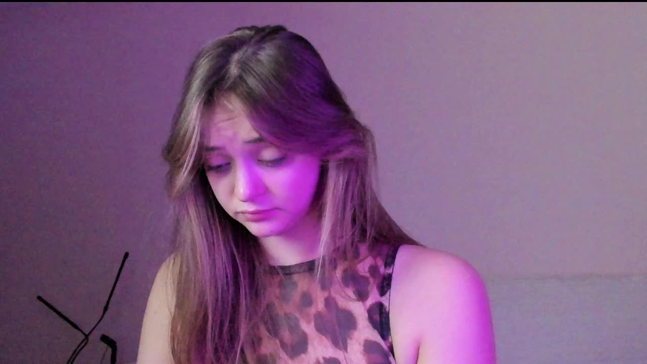 may-flower Live Sex December 17, 2025