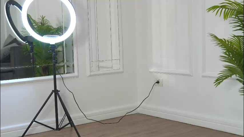 alexxiskye Live Sex December 14, 2025