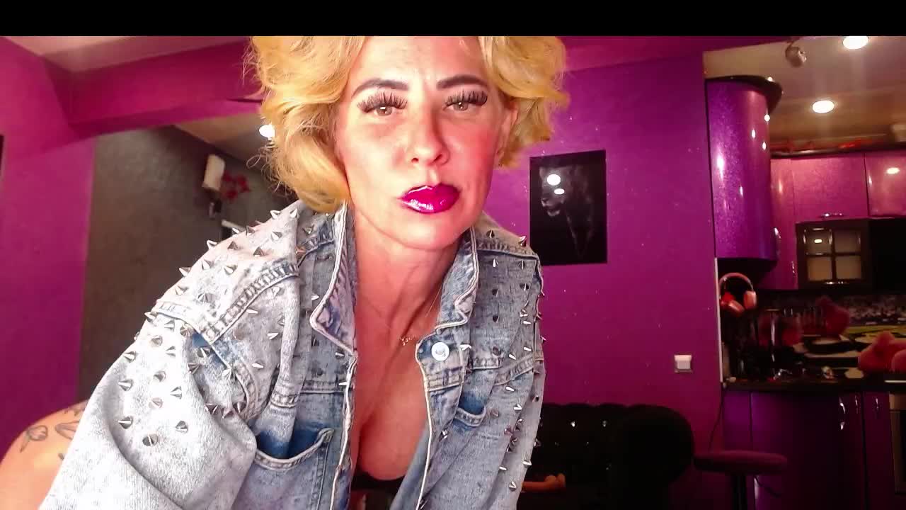 Maaarrrgggooo Live Sex September 24, 2025