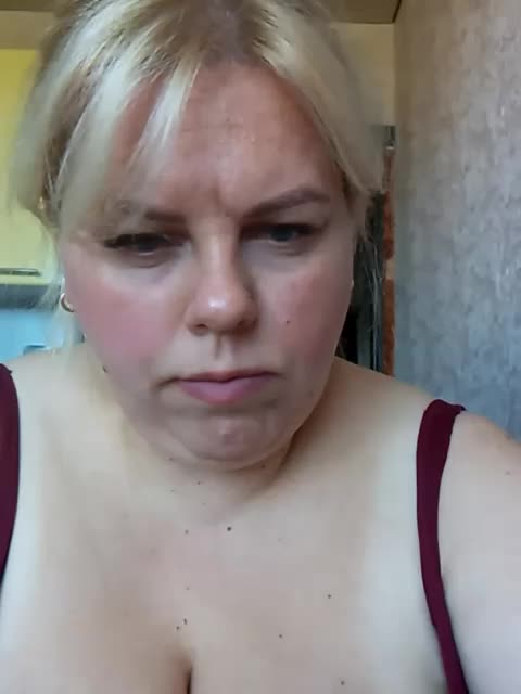 blondy_girl1499 Live Sex December 13, 2025