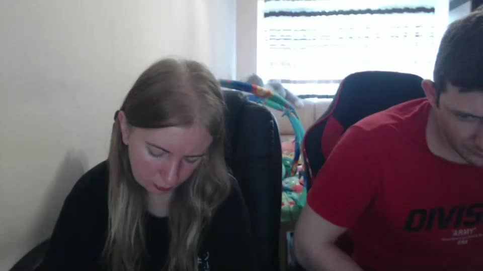 jenisandpeter Live Sex December 19, 2025