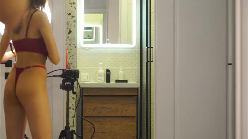 kissmesloww Live Sex December 15, 2025