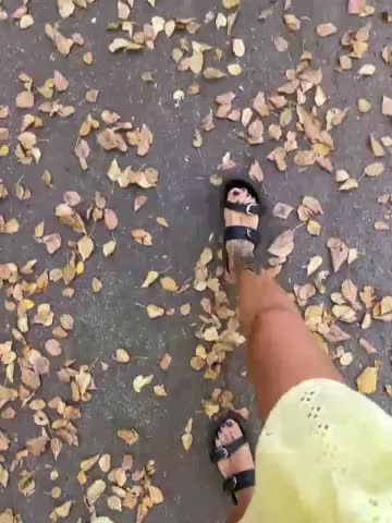 Karolina_Milf Live Sex December 14, 2025