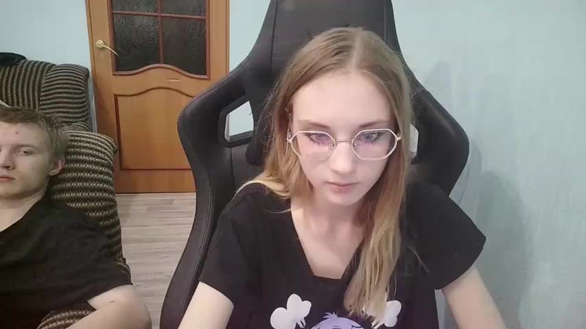 emolina1337 Live Sex December 14, 2025