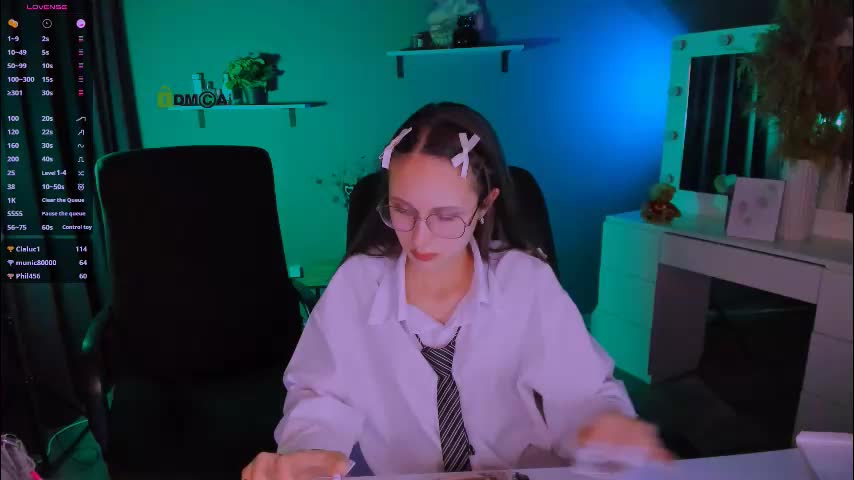 mona_cloud Live Sex December 14, 2025