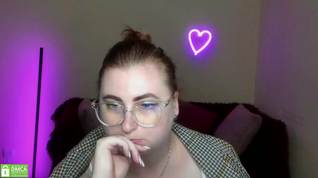 Aliciaredluv Live Sex December 17, 2025