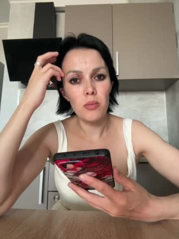 vik77777A Live Sex December 17, 2025