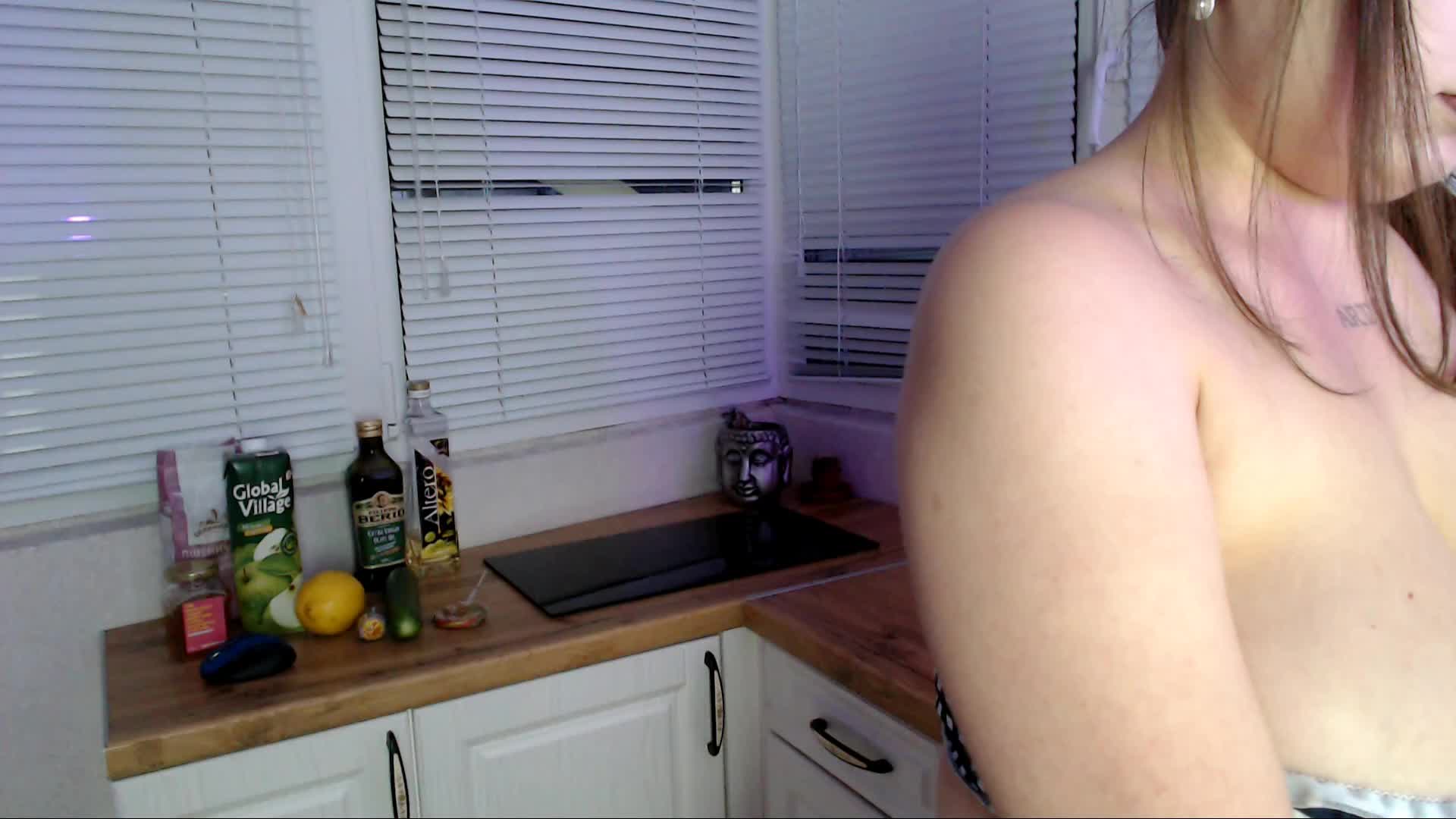 Lola-Cash Live Sex December 13, 2025