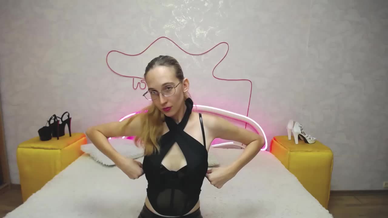 LizzieBrait Live Sex December 12, 2025