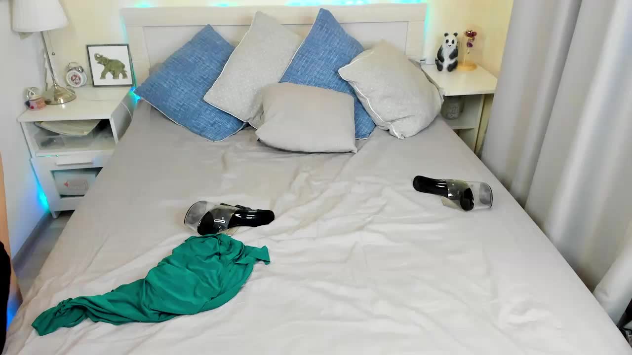 wildrossy Live Sex December 17, 2025