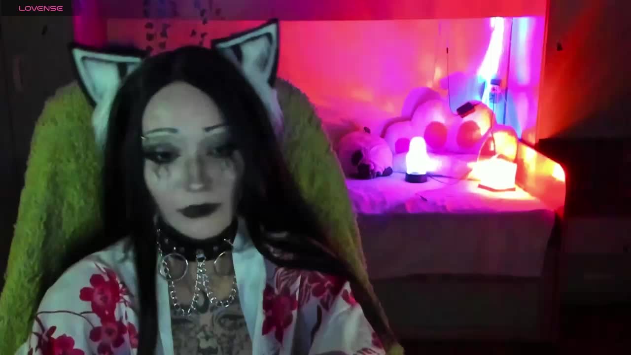 Elven1kiss Live Sex December 13, 2025