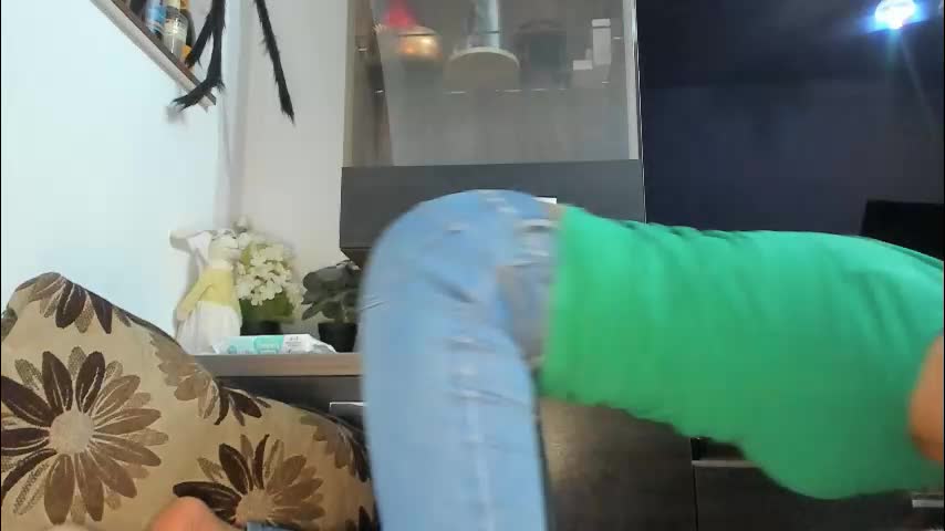 mellbell_ Live Sex December 15, 2025