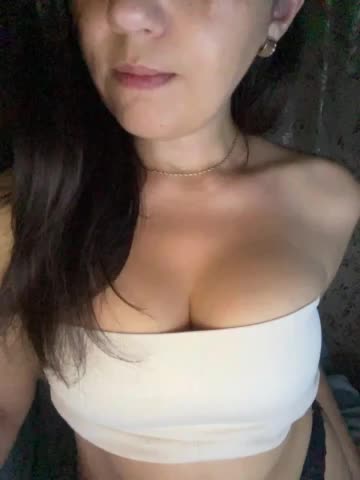 ____- Live Sex December 18, 2025