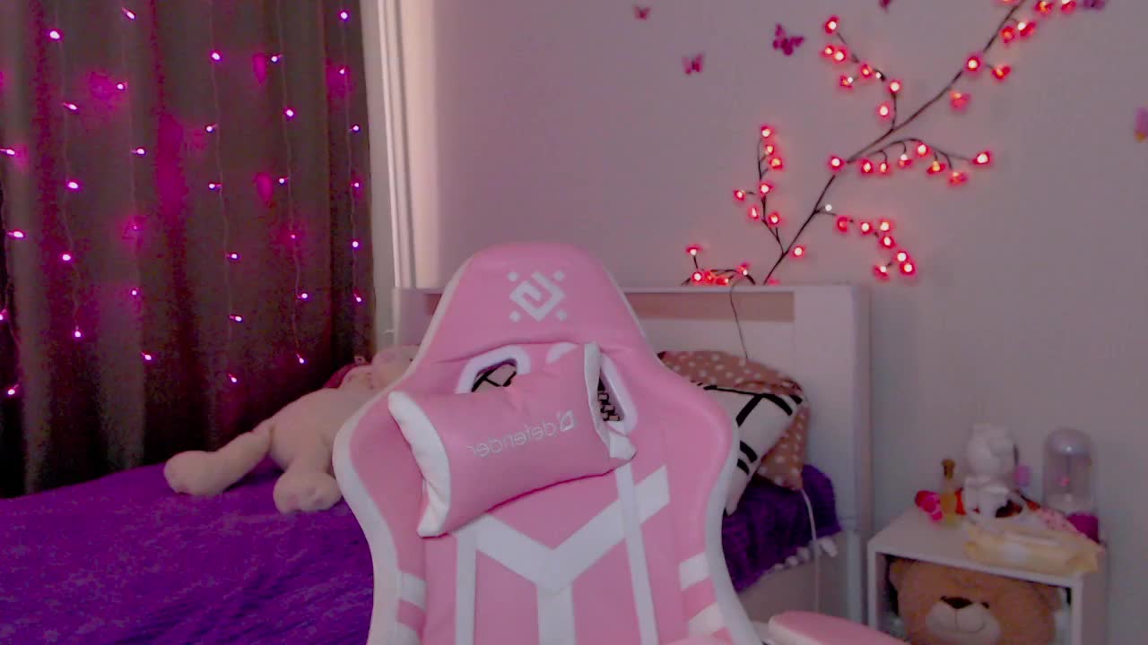 NaughtyMable Live Sex December 14, 2025