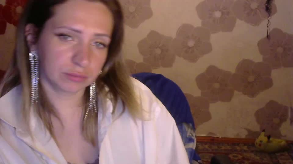 Queen_Daenerys Live Sex December 13, 2025