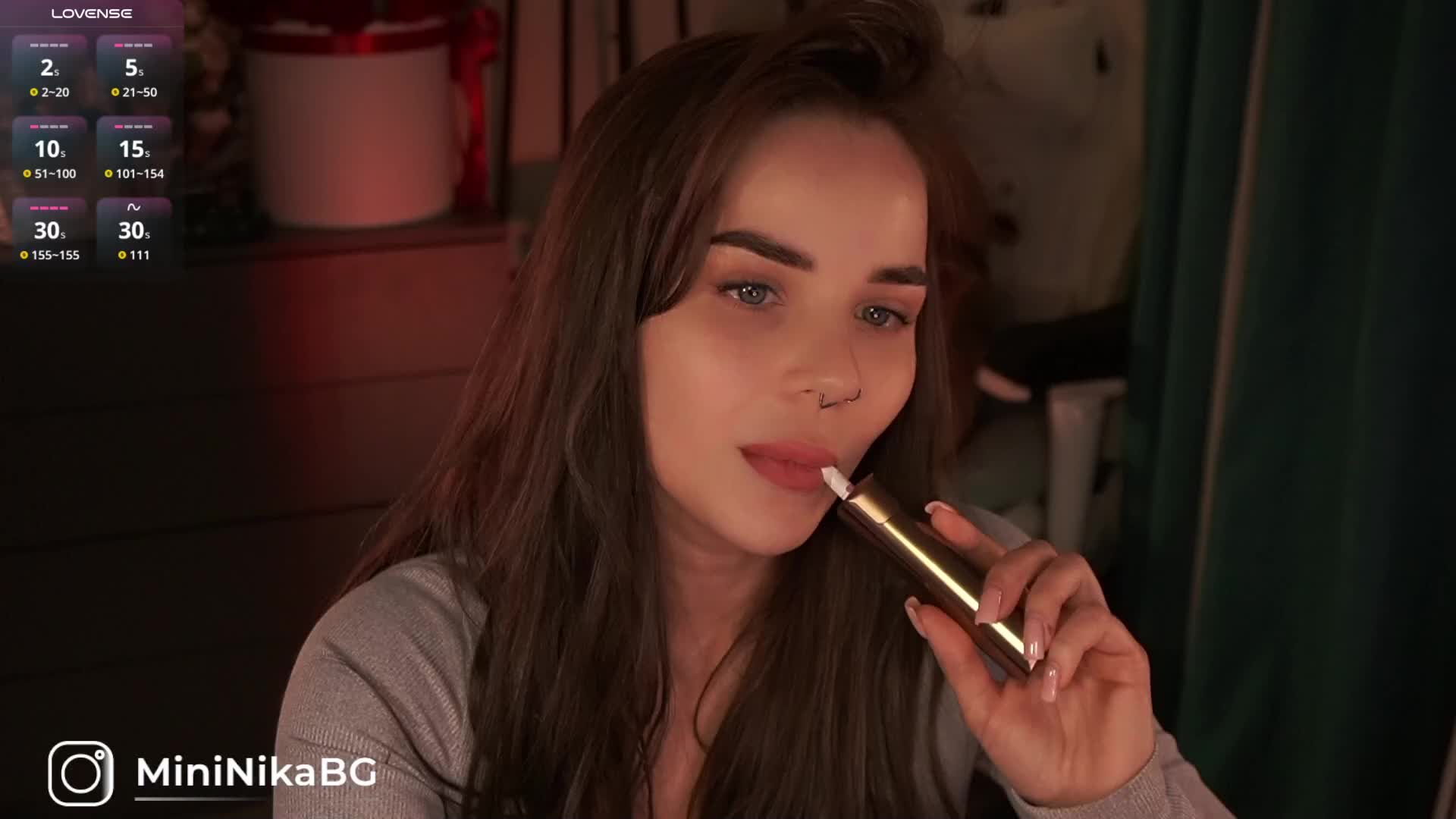MiniNika Live Sex December 14, 2025