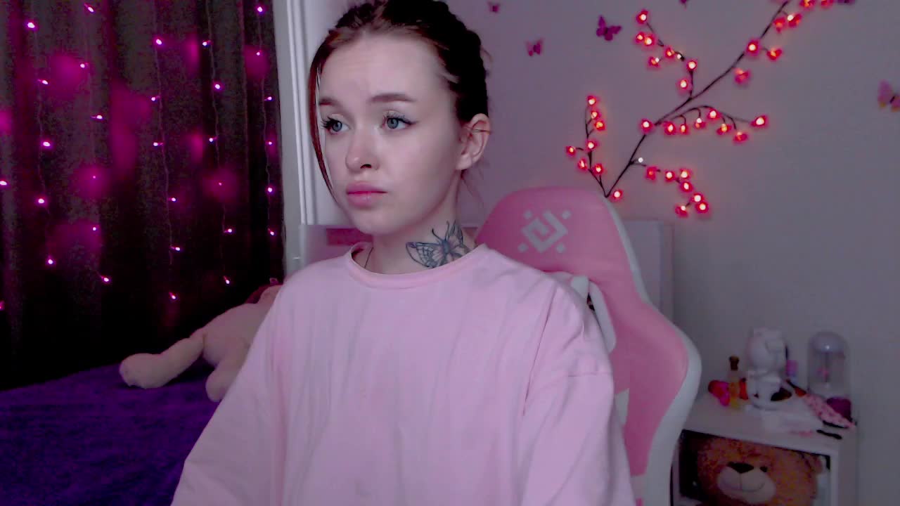 NaughtyMable Live Sex December 14, 2025