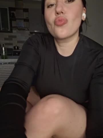 VyshlaZaVinom Live Sex December 13, 2025