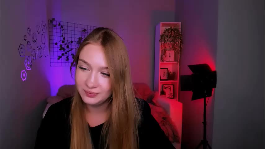 playful_sophie Live Sex December 18, 2025