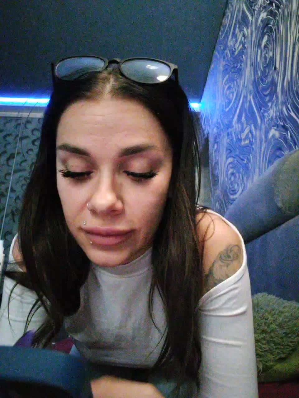 deva_maria Live Sex December 15, 2025