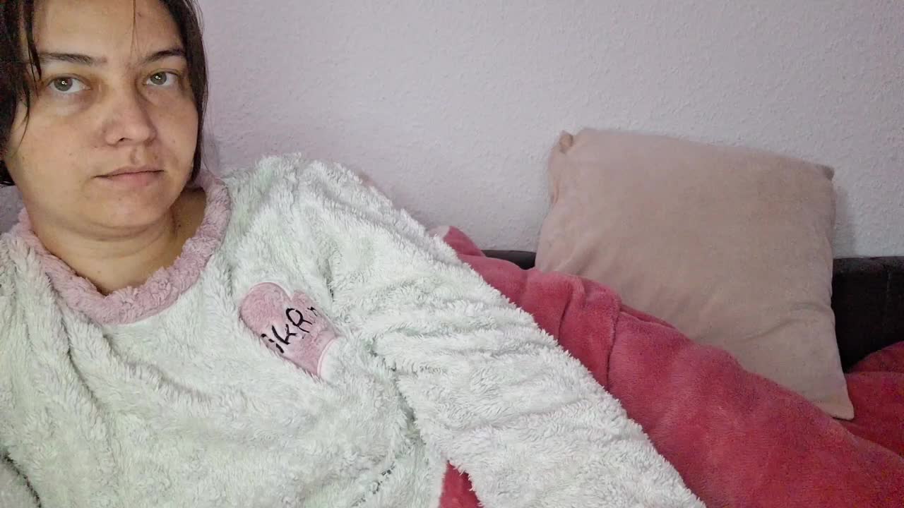 CyndeeWinter Live Sex December 14, 2025