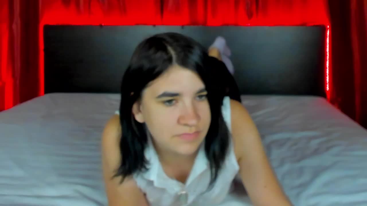 Polly-Love Live Sex December 17, 2025