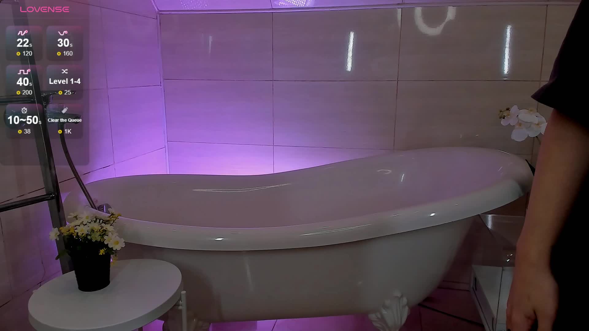 Necucubi Live Sex December 18, 2025