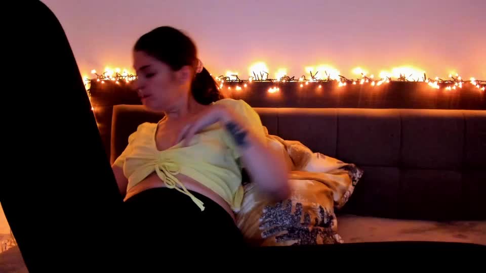 _just_a_simple_girl Live Sex December 14, 2025