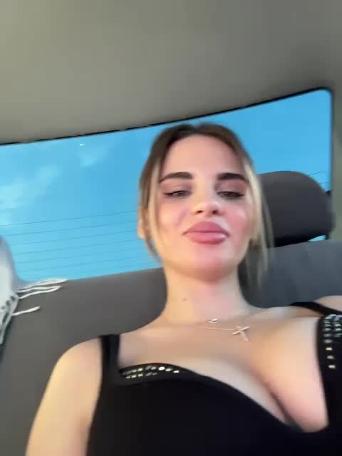 LedyMiya Live Sex December 14, 2025