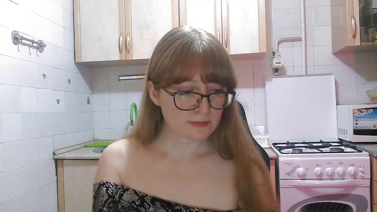 L-e-l-i-k Live Sex December 12, 2025