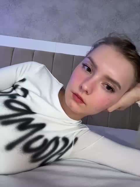 -Nezukoo- Live Sex December 17, 2025