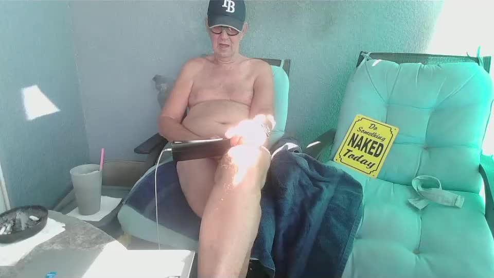 smallpenisbigtongue Live Sex December 17, 2025