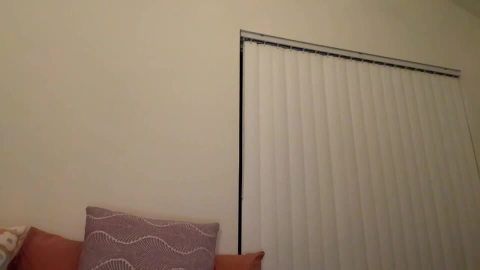 tinytittytia Live Sex December 14, 2025