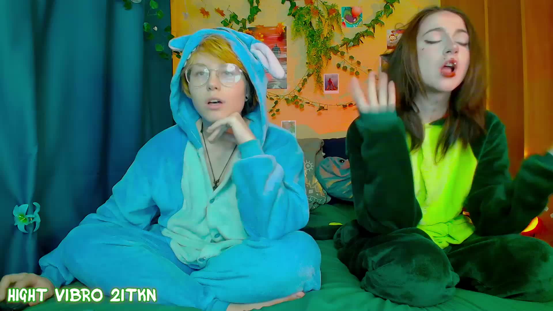 Tricky_Kitsune Live Sex December 18, 2025