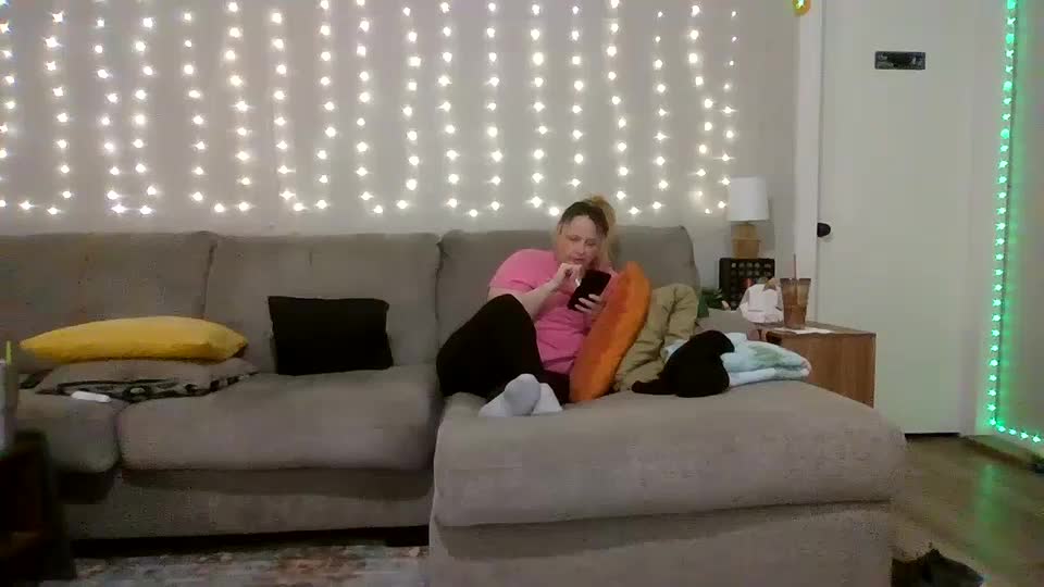 victoriaandjesse Live Sex December 18, 2025