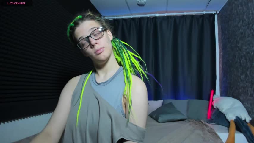 KIKI_Krash Live Sex December 13, 2025