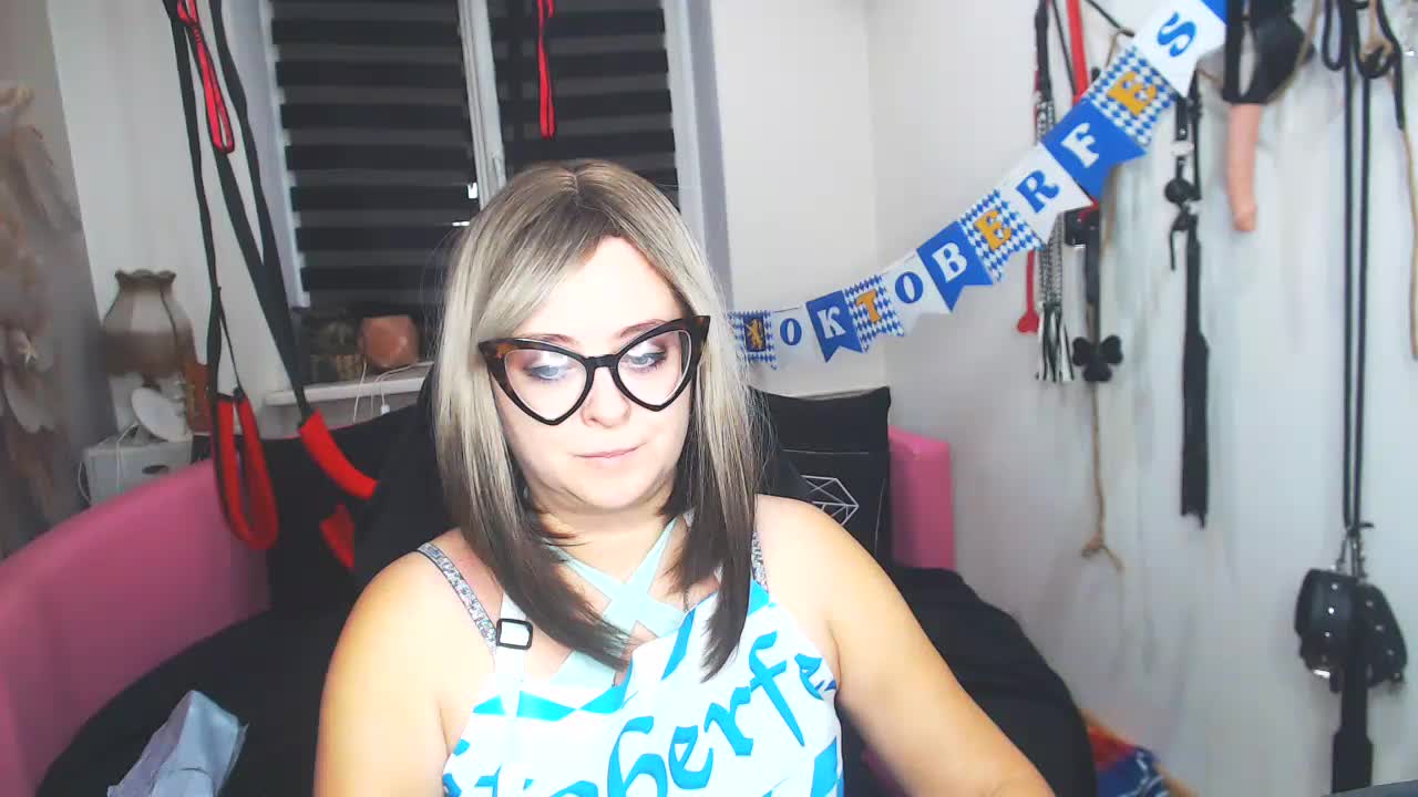 missGODDESS Live Sex December 18, 2025