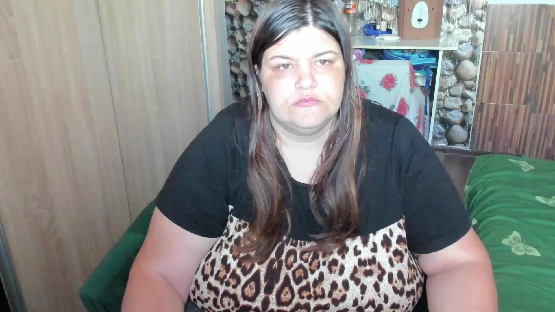 Ionysexylips69 Live Sex December 15, 2025