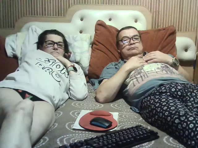 coupleofcoolx Live Sex December 15, 2025