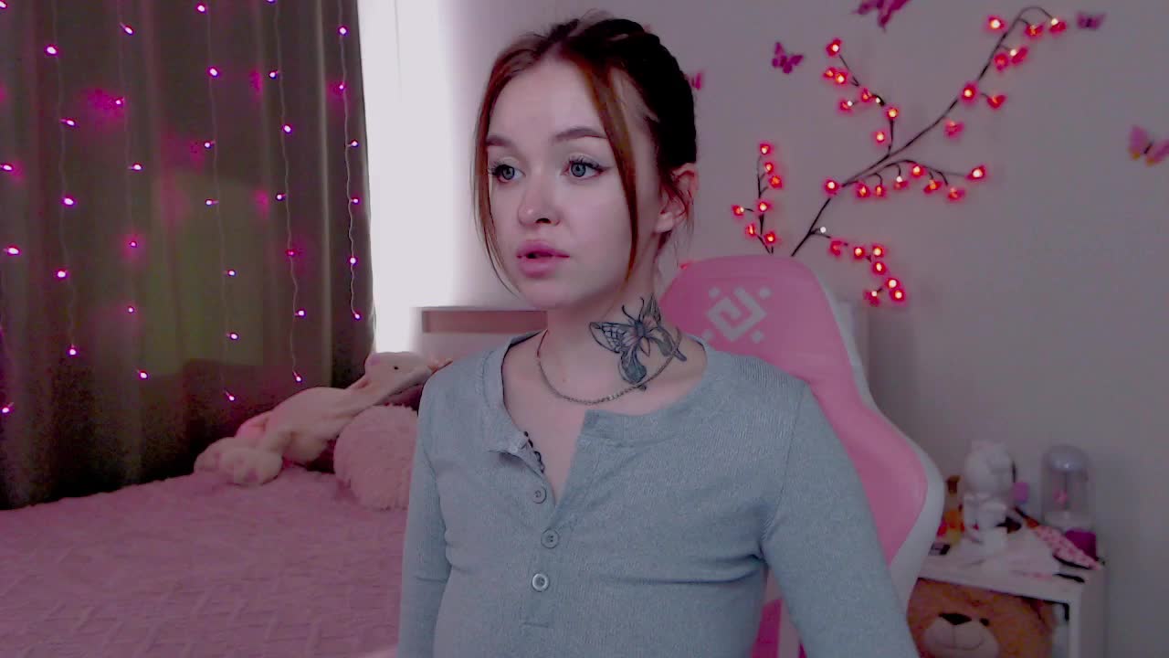 NaughtyMable Live Sex December 14, 2025