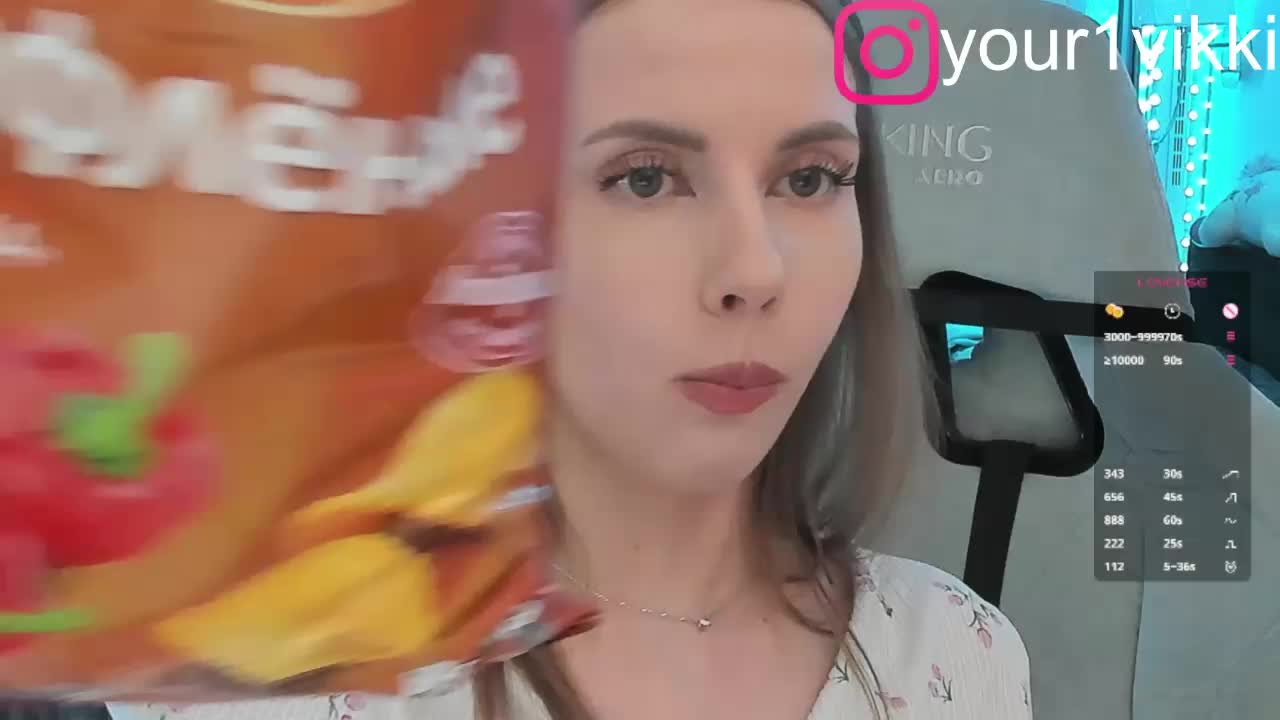 VikkiExtraCheese Live Sex December 18, 2025