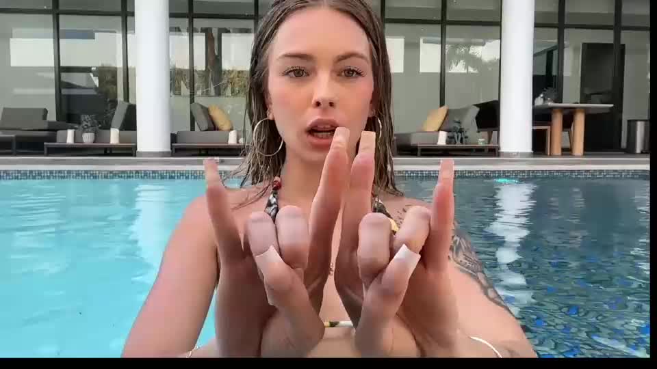 andreaelizabethxo Live Sex September 28, 2025