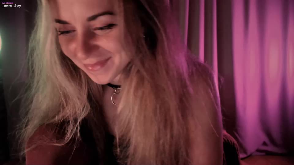 _pure_joy Live Sex December 13, 2025