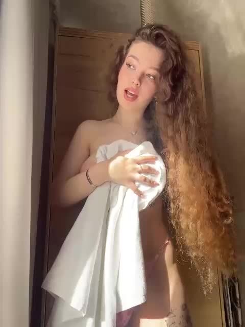 YourLadyyy Live Sex December 17, 2025