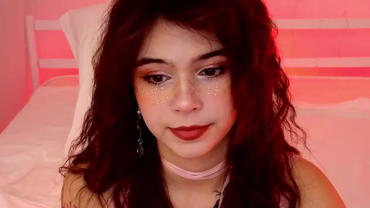 CoralineJones Live Sex December 18, 2025